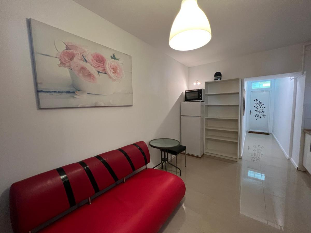 Bastion Apartament 2 Timişoara Buitenkant foto